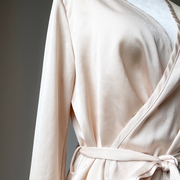 Lock & Key silky satin robe cardigan - Picture 4 of 13